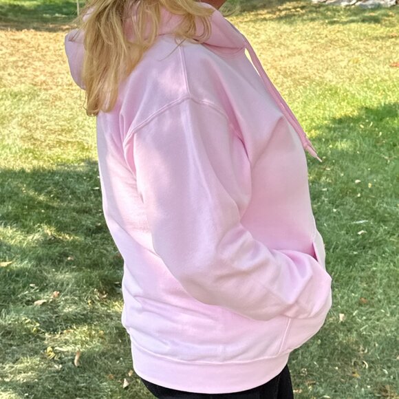 New Gildan Heavy Blend Pink Hooded Sweatshirt with Kangaroo Pockets - Picture 3 of 8